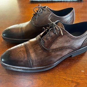 Johnston & Murphy Men's "Ellsworth" Wingtip Shoes Size 11 (US)